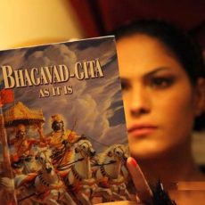 Why Should I Read Bhagavad Gita? Why Should I Read Bhagavad Gita?
